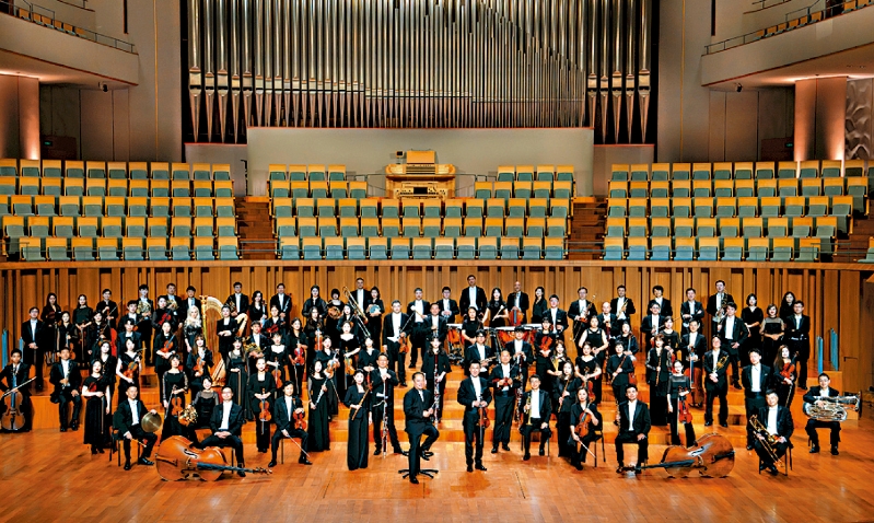 今年正值中国国家大剧院管弦乐团成军15周年,也是乐团首次来港演出。 今年正值中国国家大剧院管弦乐团成军15周年,也是乐团首次来港演出。