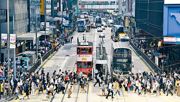 調查指6成打工仔「過勞」 3成人每周OT逾7小時| 星島日報