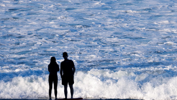 据指伤害大多发生在男性身上。 据指伤害大多发生在男性身上。