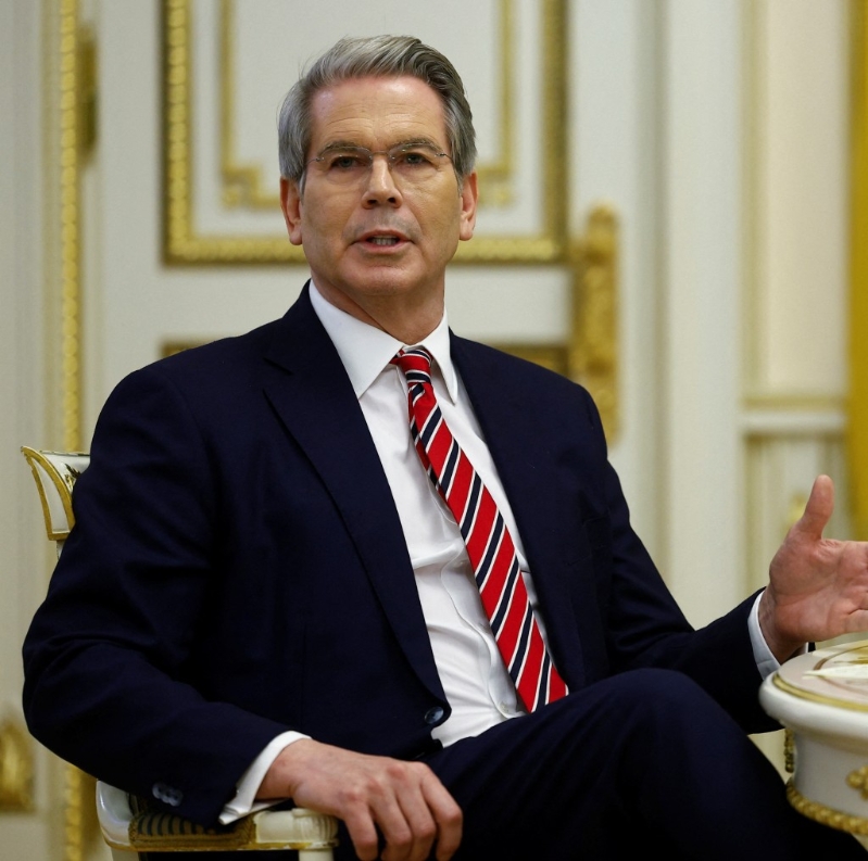 美国财长贝森特（Scott Bessent）。