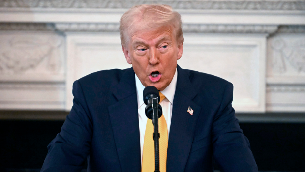 有消息指出，泽连斯基即将让步，签署一项协议，允许美国获取乌克兰的关键矿产资源。