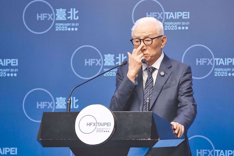 曹兴诚（图）当年和沈君山对弈落败，是否曾捐出1500万元给清大成为热议罗生门。 中时资料照