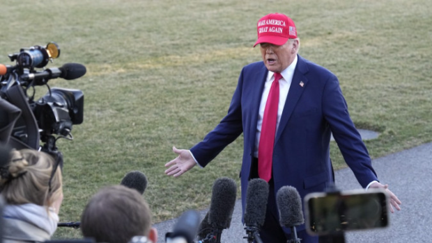 白宫爆激烈口角后 白宫爆激烈口角后