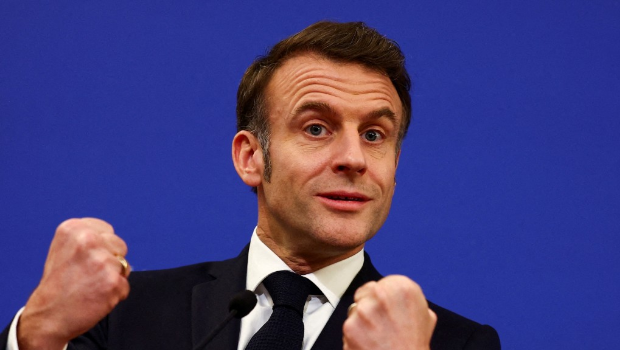 马克龙呼吁泽连斯基与特朗普保持冷静。