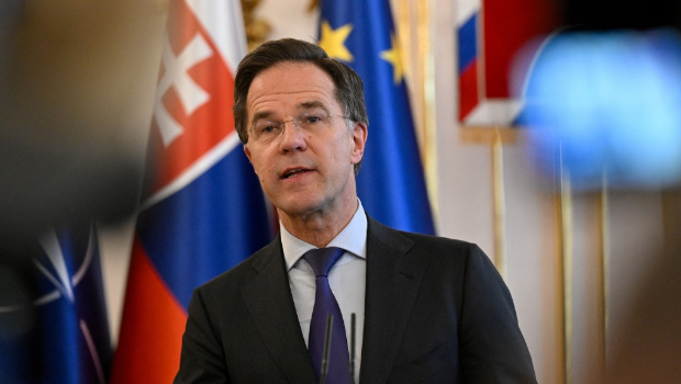 北约(NATO)秘书长吕特已告知乌克兰总统泽连斯基,必须找方法修复与美国总统特朗普之间的关系。 北约(NATO)秘书长吕特已告知乌克兰总统泽连斯基,必须找方法修复与美国总统特朗普之间的关系。