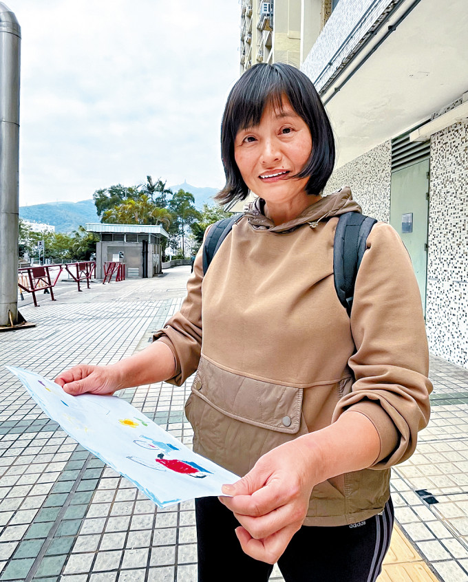 每次接待新个案，静姨都按孩童个性及喜好，度身制订照顾方案。