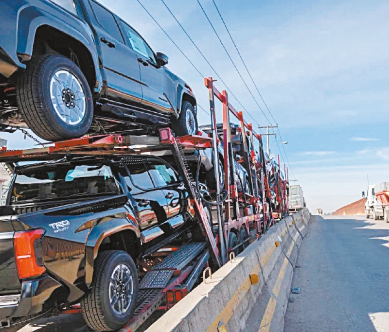 特朗普宣布对中国、墨西哥加征关税。