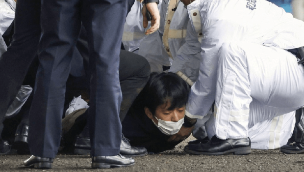 日男木村隆二2023年刺杀岸田文雄未遂判囚10年。(路透社) 日男木村隆二2023年刺杀岸田文雄未遂判囚10年。(路透社)