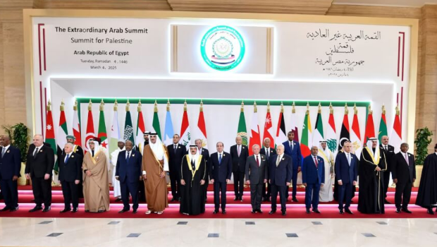 阿拉伯峰会各国领袖合影。