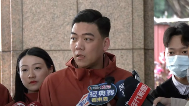 罢免绿委吴思瑶案补件2839份。