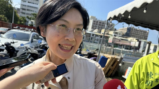 高雄市长最新民调林岱桦领先，黄扬明看出端倪：恐是空心海市蜃楼 | 星岛环球网