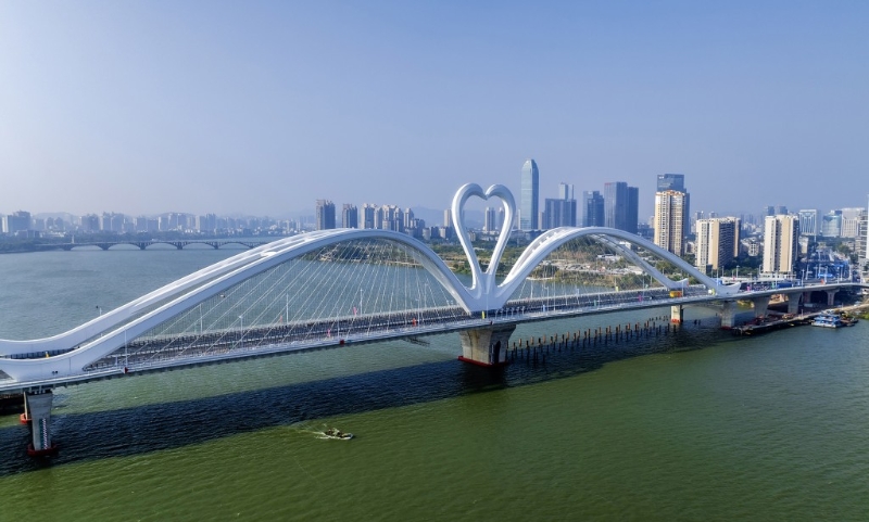 惠州市2月份无论新盘及二手均受到农历新年影响，交投均录得跌幅。