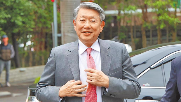 台湾“经济部长”郭智辉。