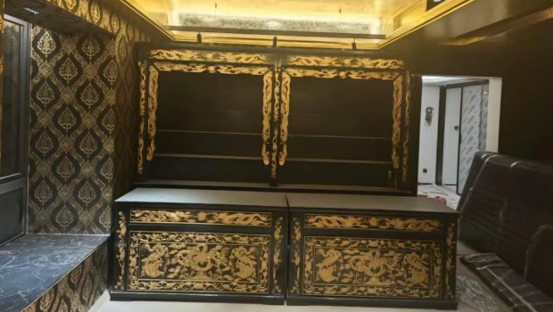 佛山一小区有人疑装修“骨灰房” 佛山一小区有人疑装修“骨灰房”