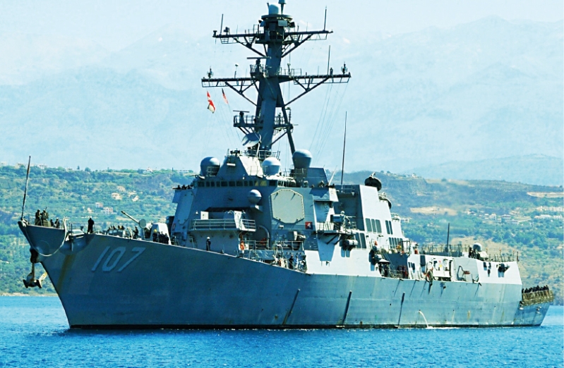 神盾驱逐舰“格雷夫利号”。