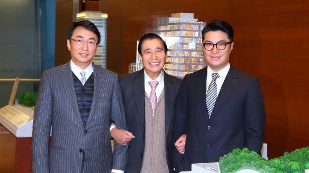 李兆基逝世︱儿孙满堂“九年抱七”成佳话，抱孙即派员工万元利是