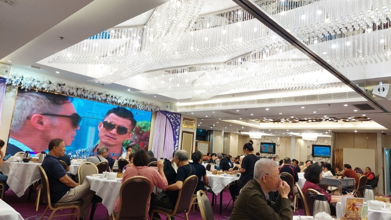 将军澳煌宴酒家诗圣上身,创作骨痺对联吸客。(资料图片) 将军澳煌宴酒家诗圣上身,创作骨痺对联吸客。(资料图片)