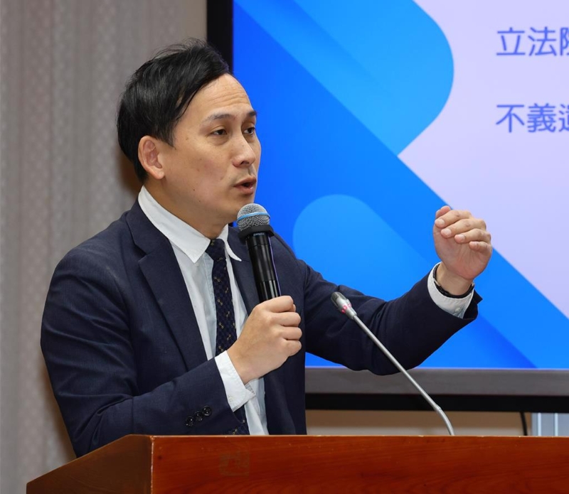 叶元之反罢免热战需要在地大咖相助