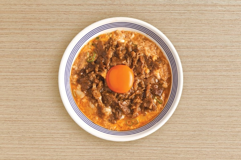 滑蛋炭烧牛肉丼（包括果茶及前菜）$78