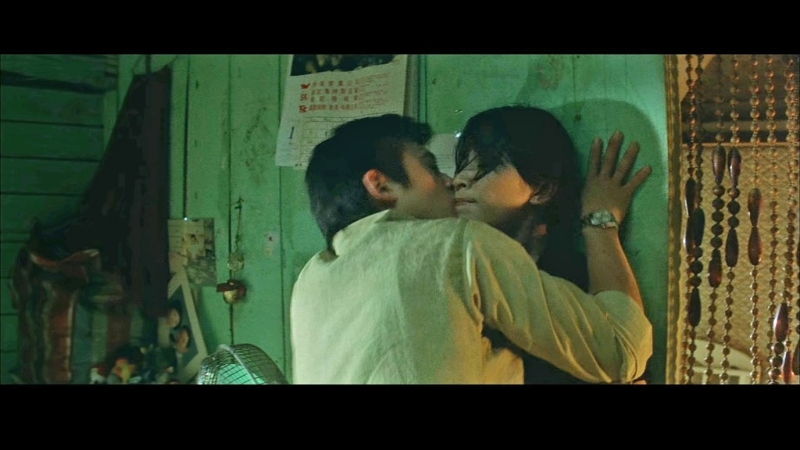 刘嘉玲在《无间道2》中，有场被陈冠希强吻的戏份。