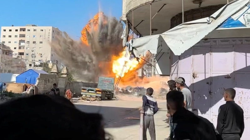 以军空袭加沙医院酿5死,包括哈马斯政治局成员。路透社 以军空袭加沙医院酿5死,包括哈马斯政治局成员。路透社