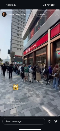 首日开卖断货 首日开卖断货