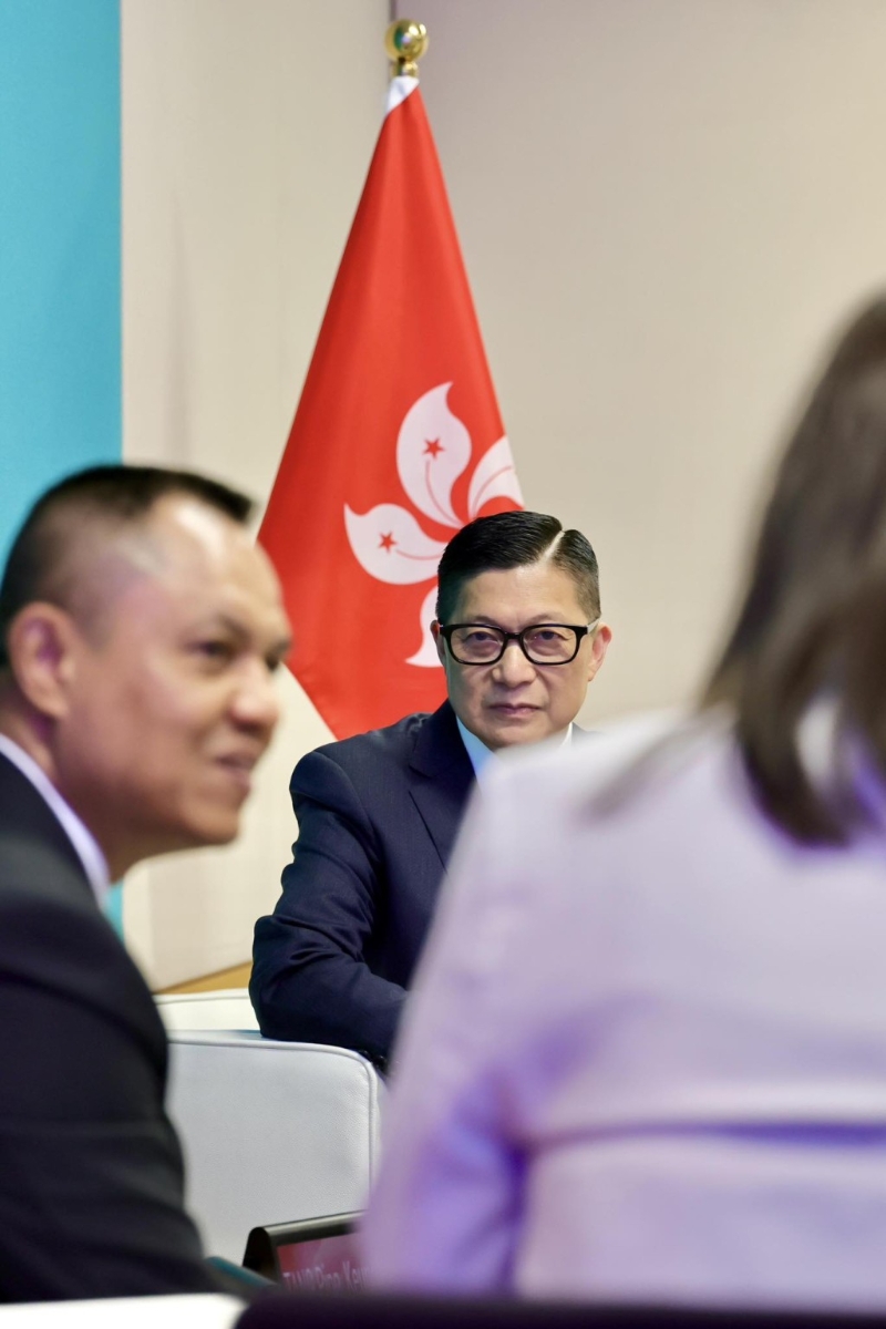 邓炳强表示，要打击跨境诈骗集团，防止再有受害者出现。 邓炳强fb