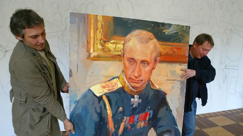 俄罗斯艺术家创作的一副普京肖像画。 美联社资料图