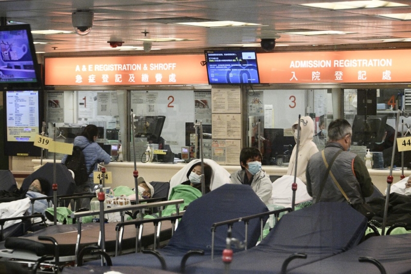 急症室收费亦由180元增至400元。资料图片