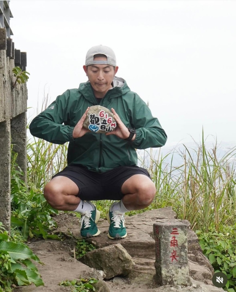 赵骏亚过去曾因殴打女友、推倒警员的暴力丑闻，几度登上新闻版面。