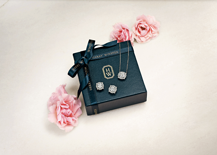 Belle系列钻石链坠及耳环 Belle系列钻石链坠及耳环