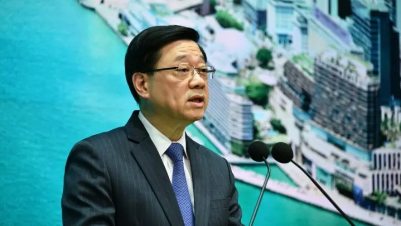 李家超下午在社交平台发文，对丁薛祥今早发表主旨演讲感到十分鼓舞。