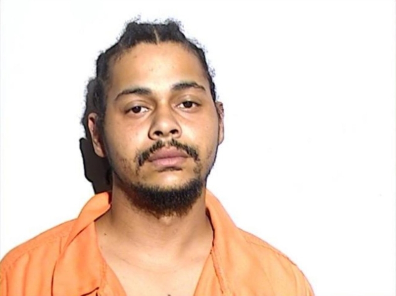 琼斯（Darnell Jones）试图逃亡，与警枪战后才被捕。 Lucas County Jail