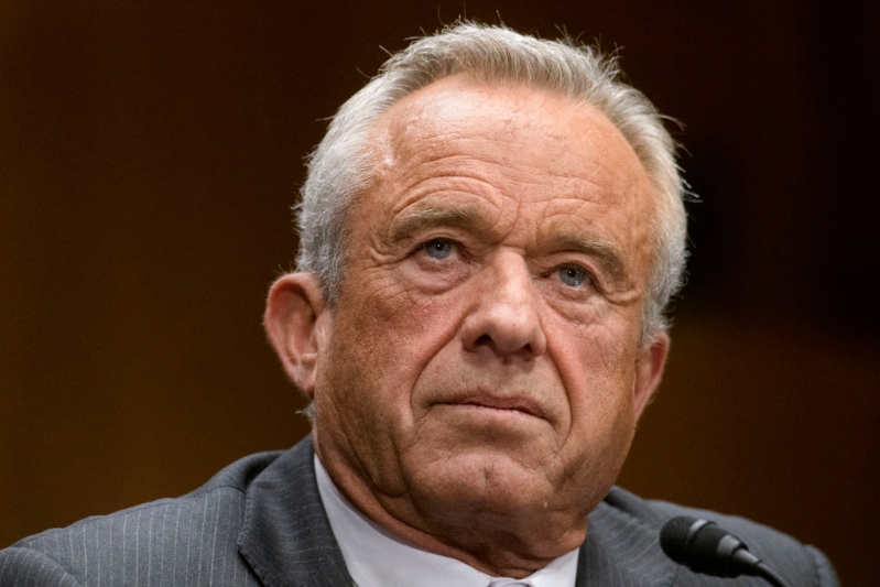 美国卫生部长小罗伯特肯尼迪。美联社