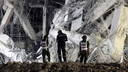 缅甸发生7.6级地震，远至超过800公里的泰国曼谷也有兴建中的高楼大厦倒塌。美联社