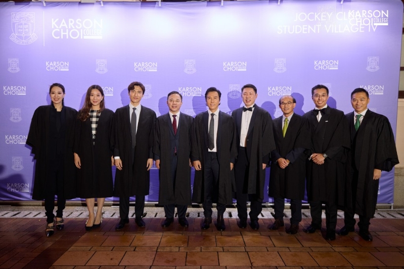 蔡加讚学院举办首届高桌晚宴。