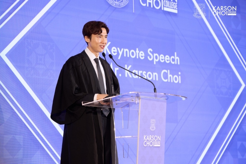 去年11月，学院举办首届高桌晚宴，蔡加讚分享创院初心。