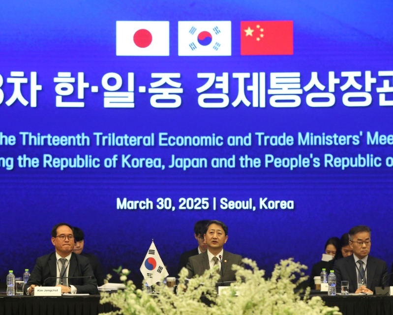第13次中日韩经贸部长会议3月30日在韩国首尔举行 。 美联社