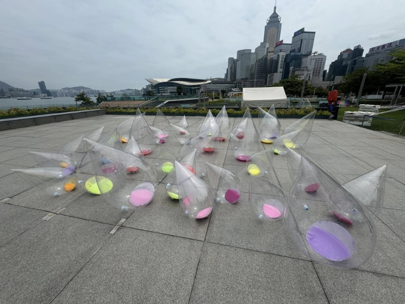中環海濱舉行「舞動水滴展」。黃偉綸fb圖片 中環海濱舉行「舞動水滴展」。黃偉綸fb圖片