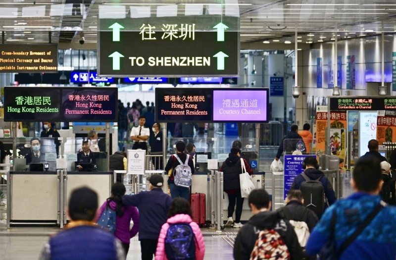 入境处预计，今年清明节假期期间，将有约458万人次经各海陆空管制站进出香港。资料图片