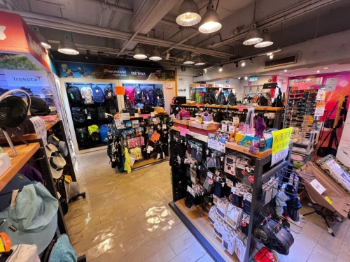 毅成位于北角新都城百货的900呎专柜，因百货公司装修而需搬迁，将营业至4月30日（毅成FB）