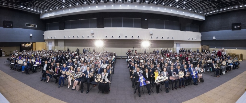 超过870名机场员工及团队服务卓越获嘉许。 超过870名机场员工及团队服务卓越获嘉许。