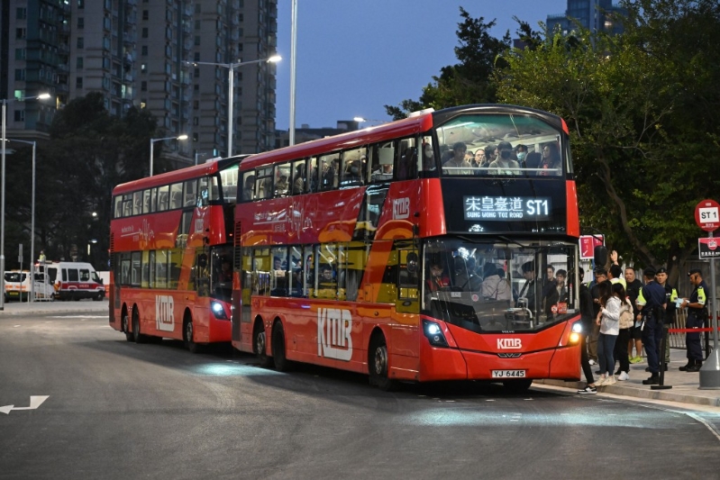 当日提供共11条特别巴士路线。