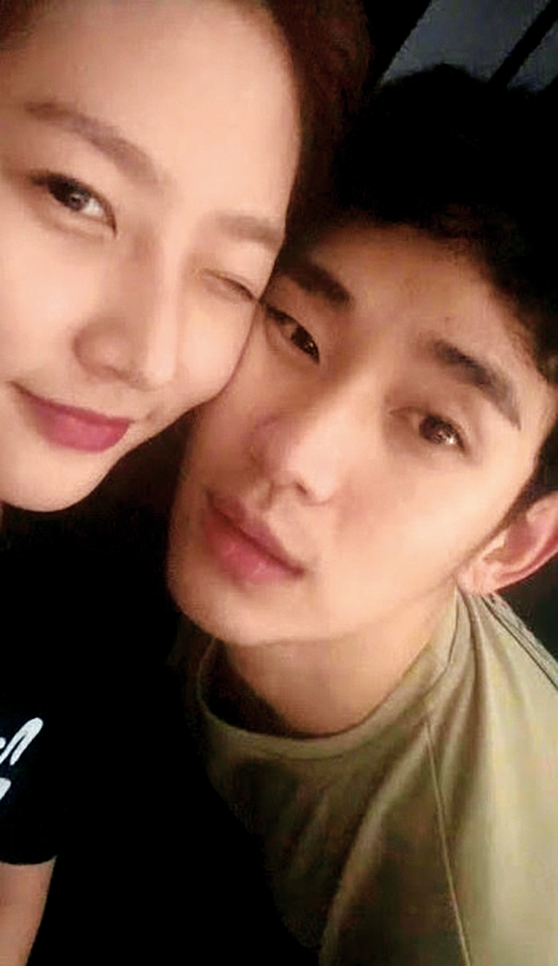 金秀贤被指与金赛纶15岁时交往