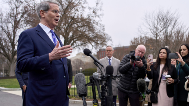 美国财政部长贝森特