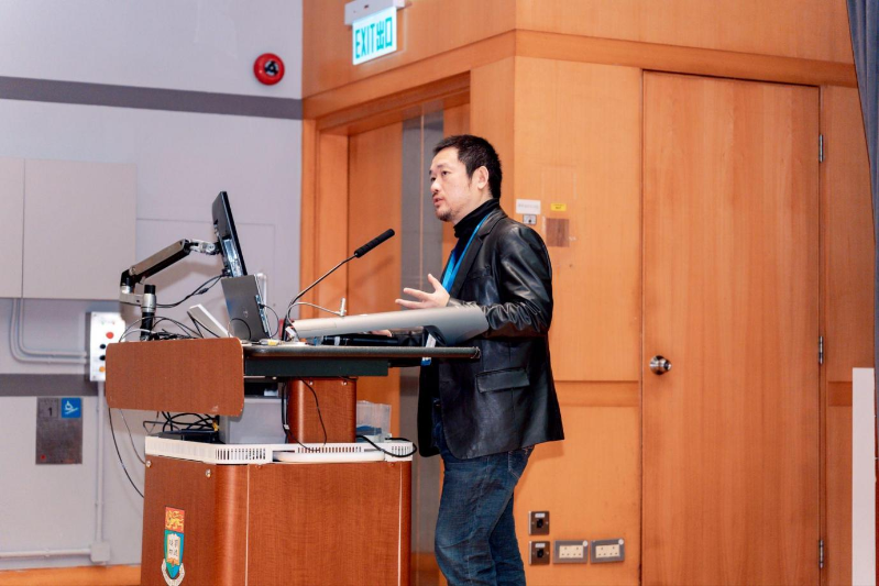 金贤敏教授做报告 金贤敏教授做报告