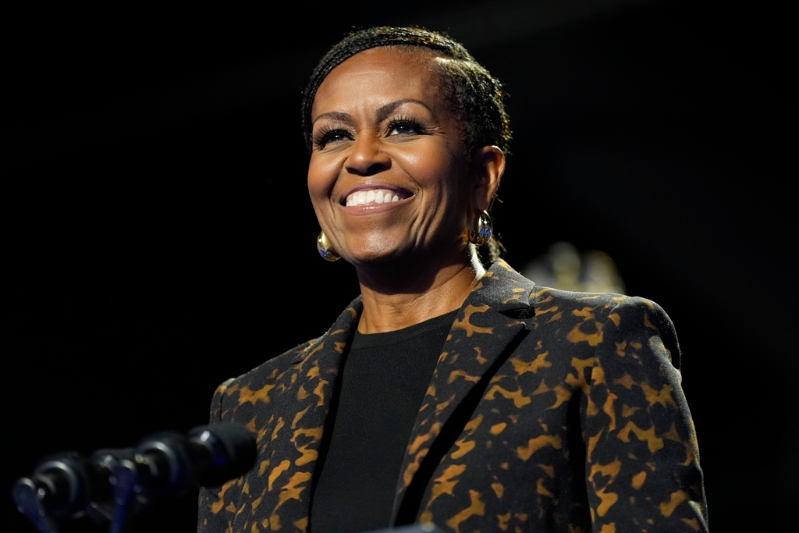 蜜雪儿上播客节目谈她与欧巴马的离婚传言。