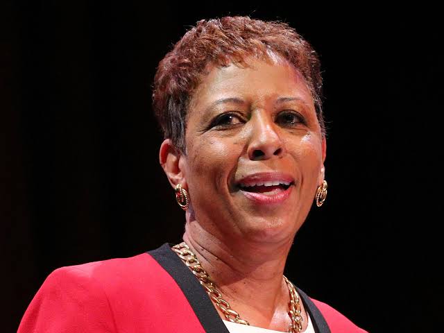 P01 市議長歐德思 P01 市議長歐德思