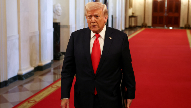 美国总统特朗普15日在白宫露面。 美国总统特朗普15日在白宫露面。