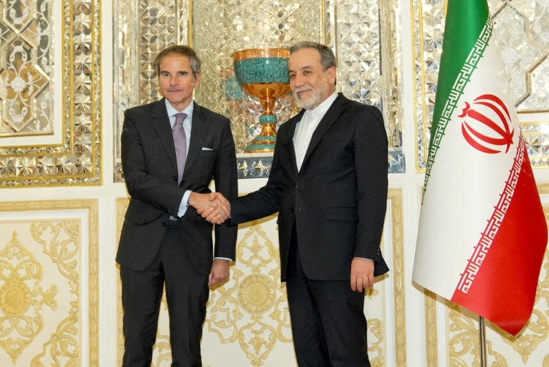 国际原子能机构总干事格罗西抵达伊朗首都德黑兰，展开为期两天的正式访问。路透社